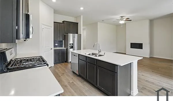 4198 Plateau Dr — Photo 5