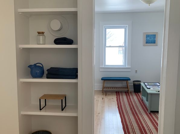 2751 Malletts Bay Ave #2