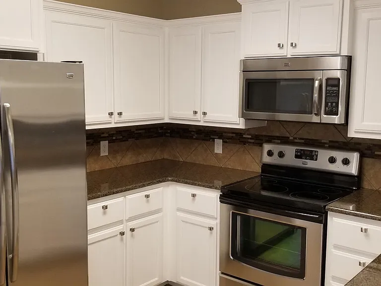 Kitchen (2)