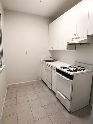 Rented by Highline Residential | media 5