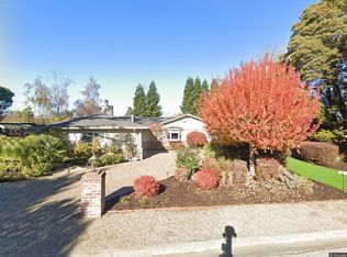 575 Craig Rd, Hillsborough, CA 94010