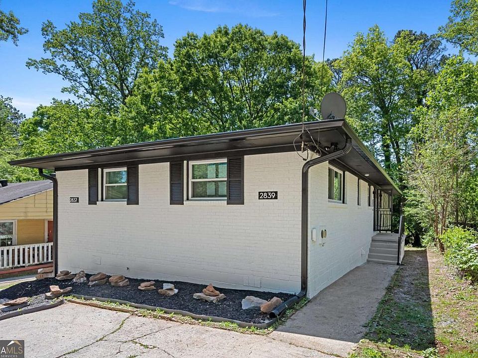1st image of 2837 Palm Dr