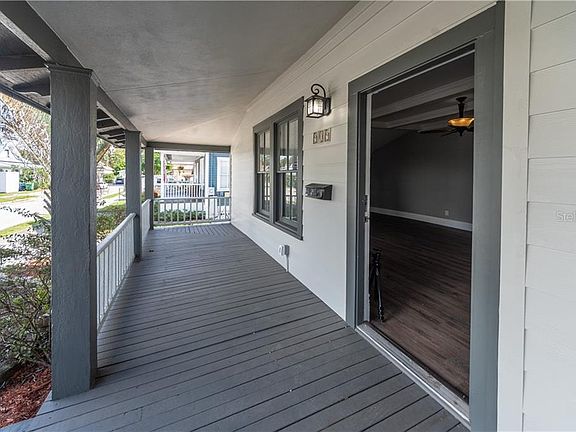 4th image of 909 E Saint Clair St #1-2