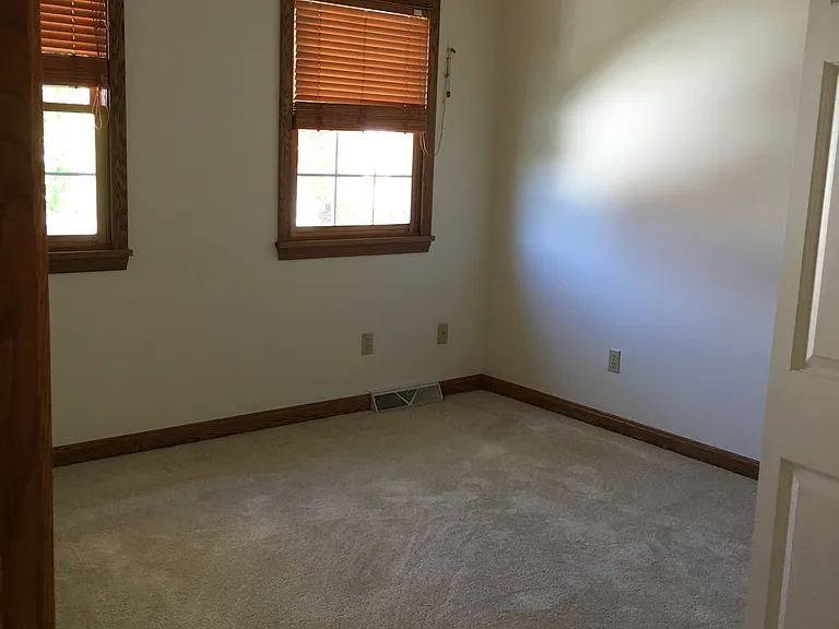 3046 Springland Ter — Photo 19
