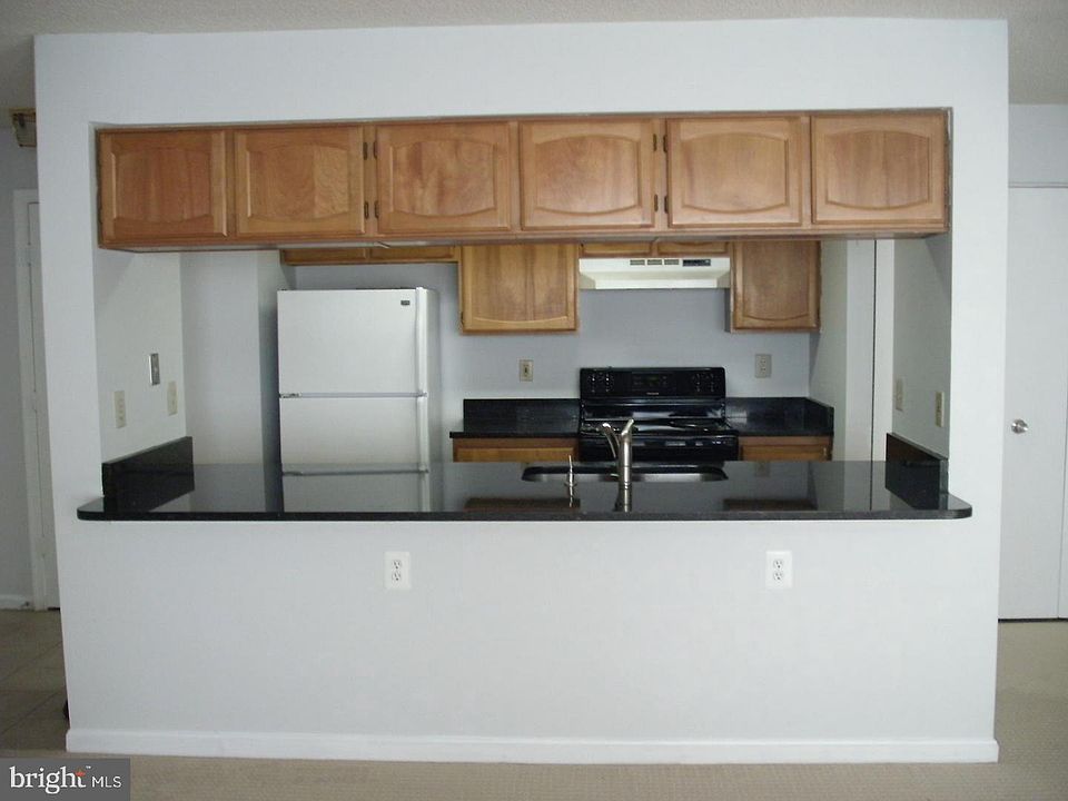 Building Photo 3