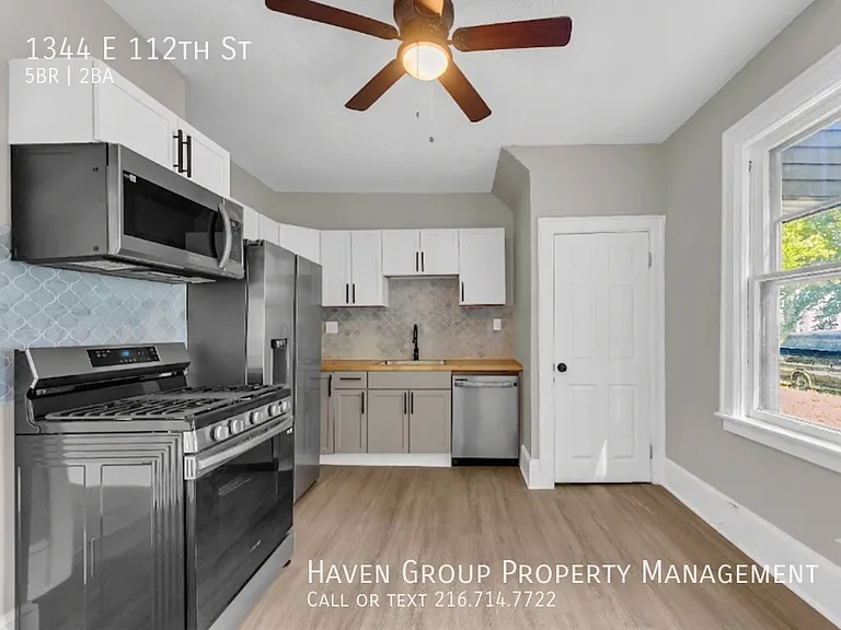 1344 E 112th St — Photo 13