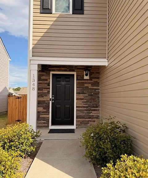 1348 Saddle Ct — Photo 2