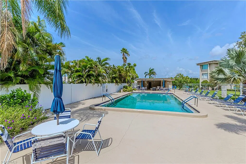 2 bed, 2.0 bath, 1187 sqft, $1,525 — Photo 1