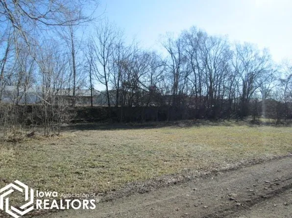 1110 W Roland Ave, Chariton, IA 50049