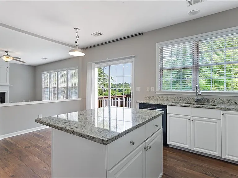 6250 Whirlaway Dr — Photo 10