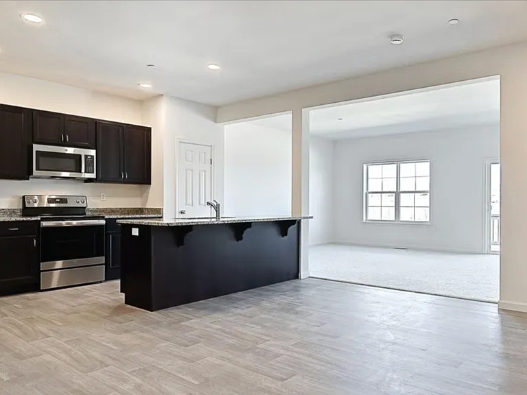 7882 Briarwood Dr — Photo 12