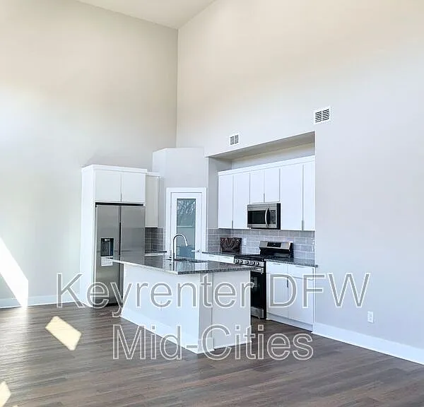 1431 Pearson St — Photo 20