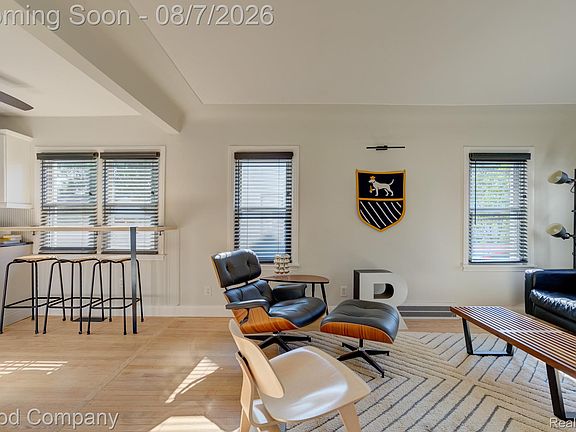 5th image of 1706 Eaton Rd