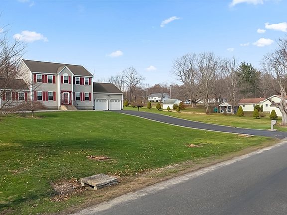2nd image of 30 Old West Warren Rd