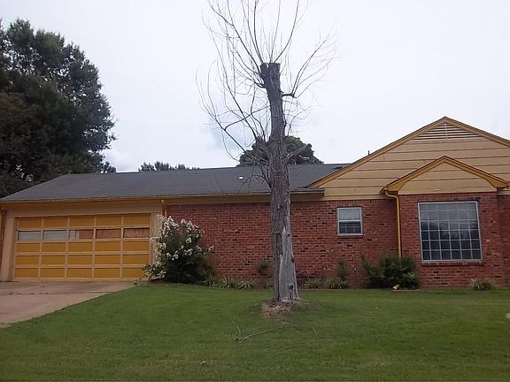 4th image of 5860 Fox Lair Ave