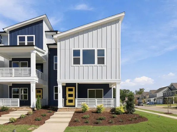 1120 Lamplighter Dr, Raleigh, NC 27604