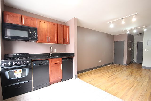 1st image of 422 E 14th St APT 3B