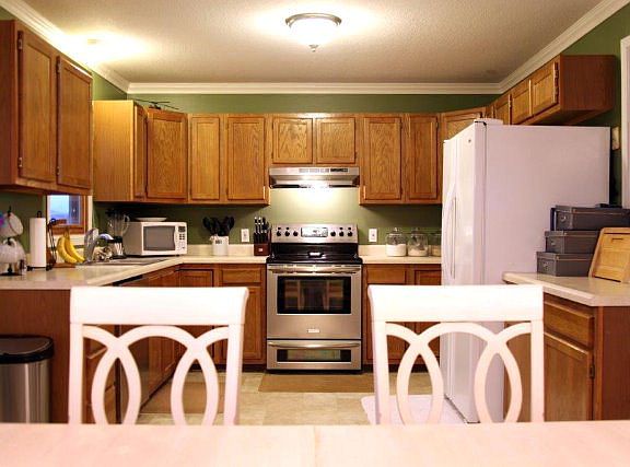 3rd image of 1407 Knights Ct