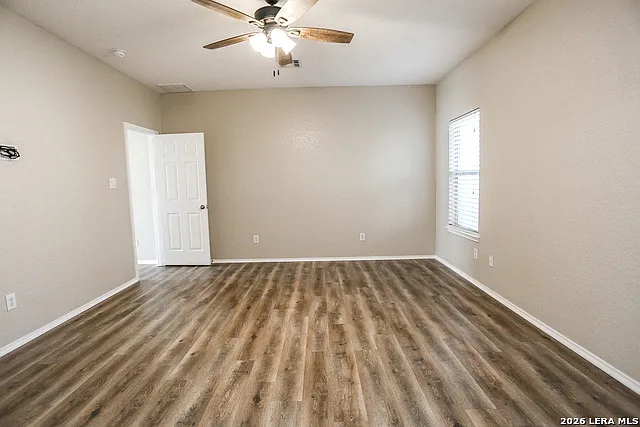 305 Maple Way — Photo 18