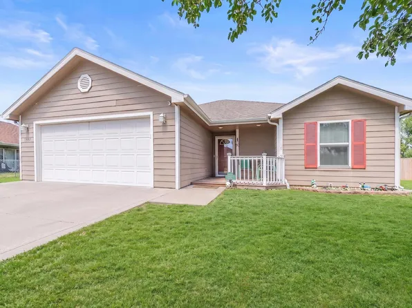1531 N Clay St, Junction City, KS 66441