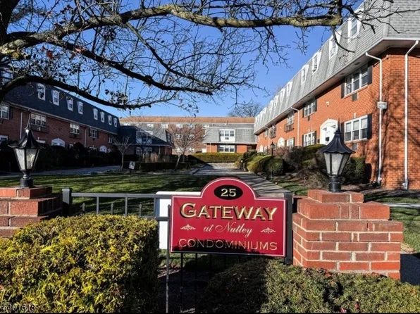 25 River Rd APT A18, Nutley, NJ 07110