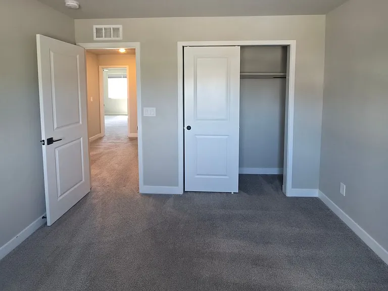 10429 Luneth Dr — Photo 24