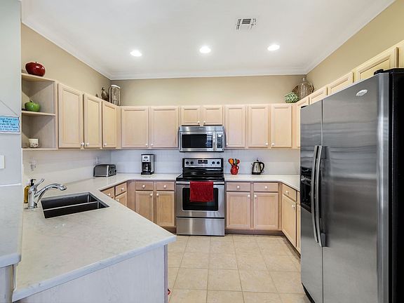 4th image of 9191 Bayberry Bnd APT 201