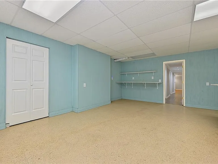 1792 Bristol Farms Ct — Photo 50