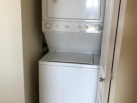 3rd image of 1103-2929 1st Ave #1103