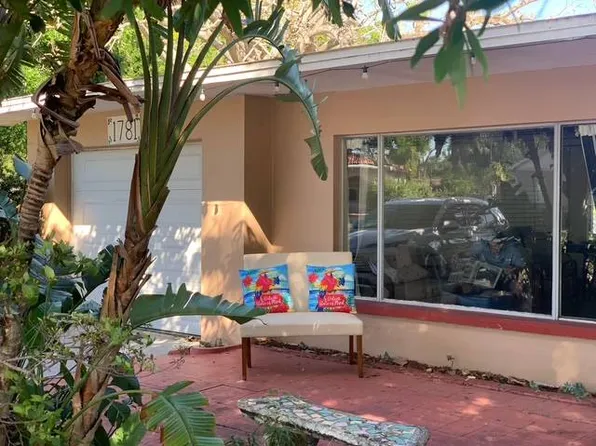 1781 Tyrone Blvd N, Saint Petersburg, FL 33710