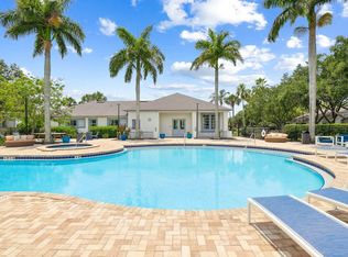 Halston Lakeside, Sarasota, FL 34232