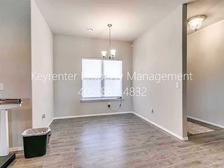 1636 Eighty Niner Ter — Photo 12