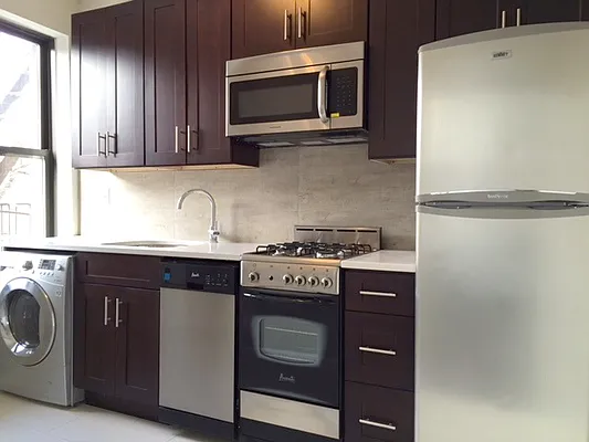 Rented by Reliance Realty Partners LLC  | media 12