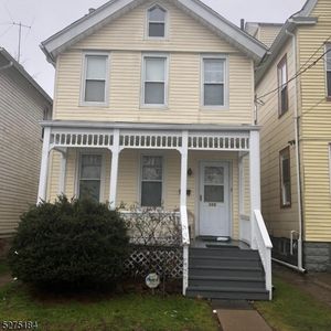 322 Hawthorne St, Orange, NJ, 07050