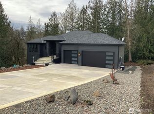 5 Forest Hill Est, Longview, WA 98632