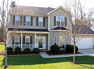 8224 Vermilion Dr, Charlotte, NC 28215