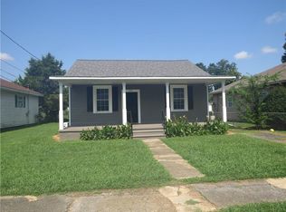 293 4th St, Cedartown, GA 30125