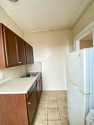 Rented by Corcoran | media 14