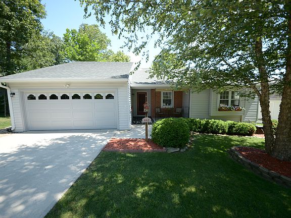 5th image of 462 Snead Dr