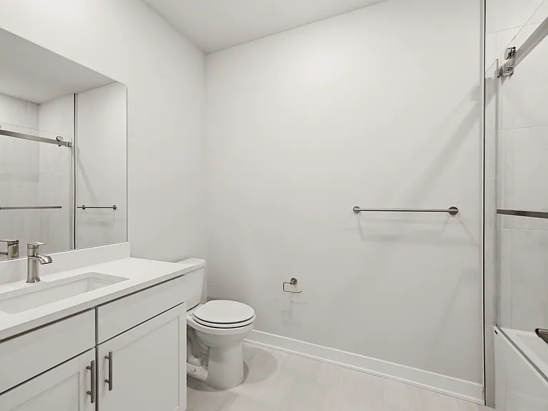 2nd Bathroom with Upgraded Sliding Bathtub Door