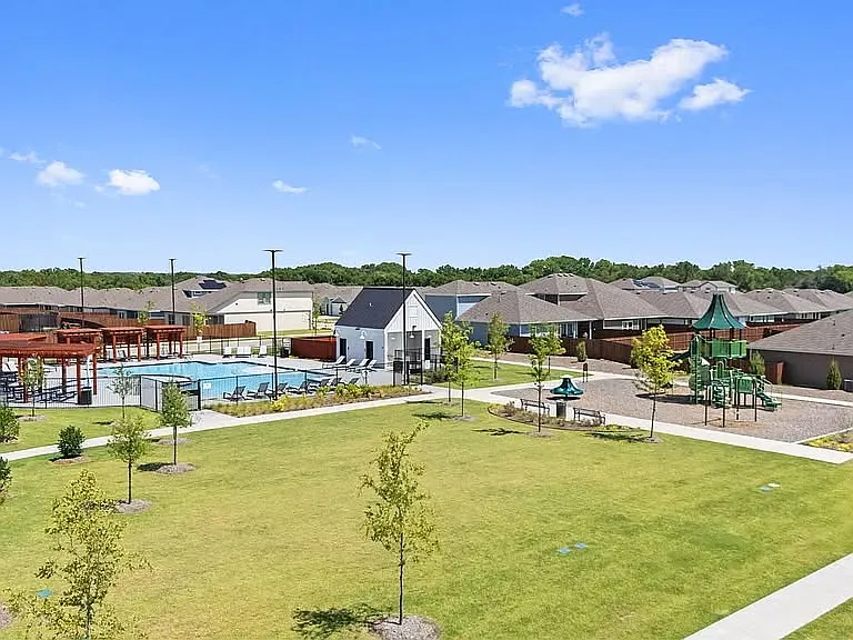 6301 Surfside Dr — Photo 26
