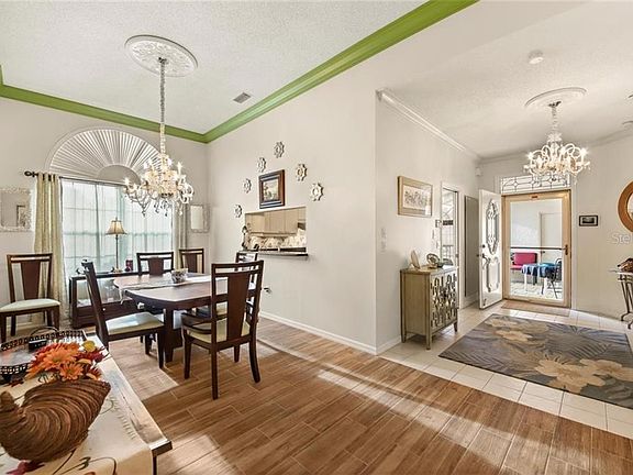 3rd image of 4472 Highland Park #13