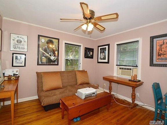 3rd image of 124 Chicago Ave