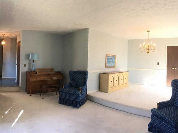 4th image of 198 Albright Dr