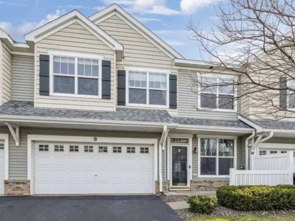 1632 Legacy Pkwy E Unit 3, Maplewood, MN 55109