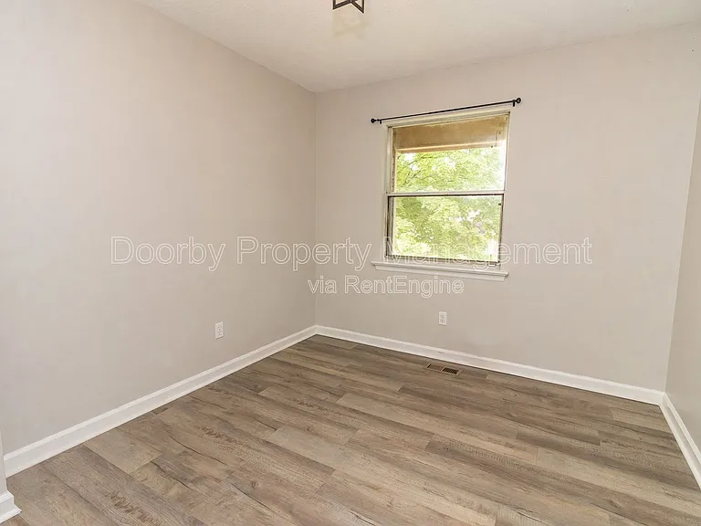 7205 Sterling Rd — Photo 16