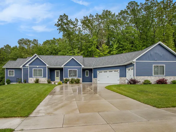 1881 Sienna St, Kalamazoo, MI 49009