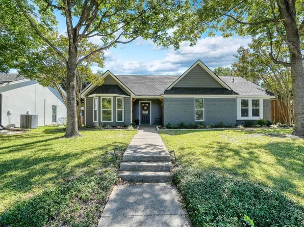 450 Country View Ln, Garland, TX 75043