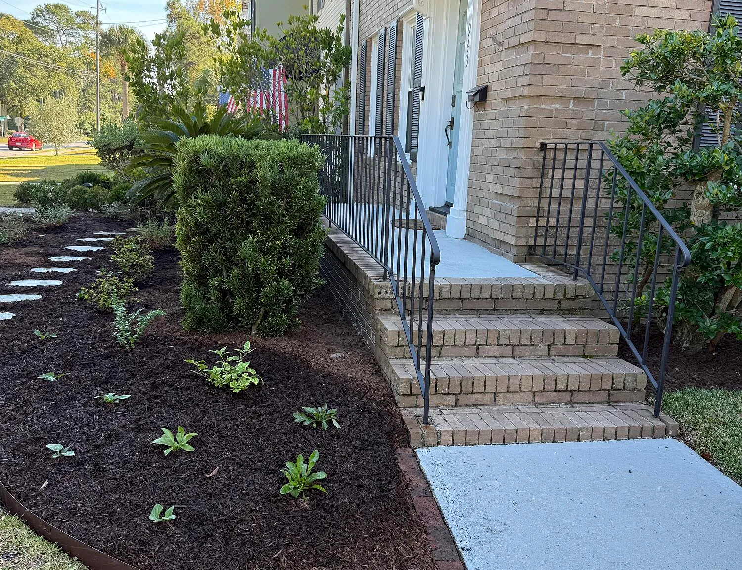 3 bed, 1.5 bath, 1296 sqft, $4,150 — Photo 2