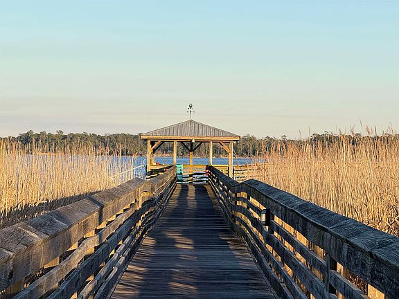 5th image of 159 Commanders Island Rd.